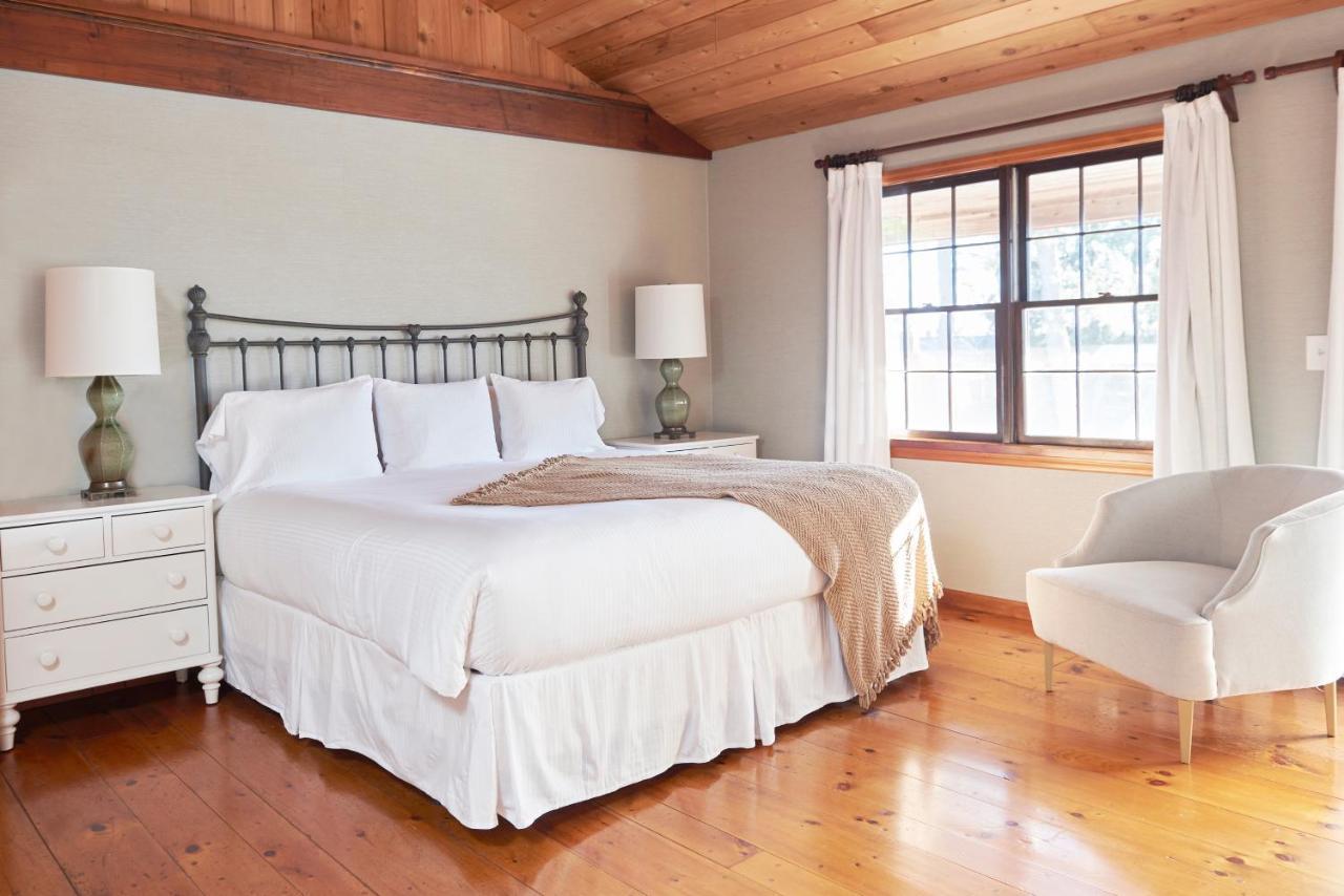 The Hampton Maid Hotel Hampton Bays Bagian luar foto