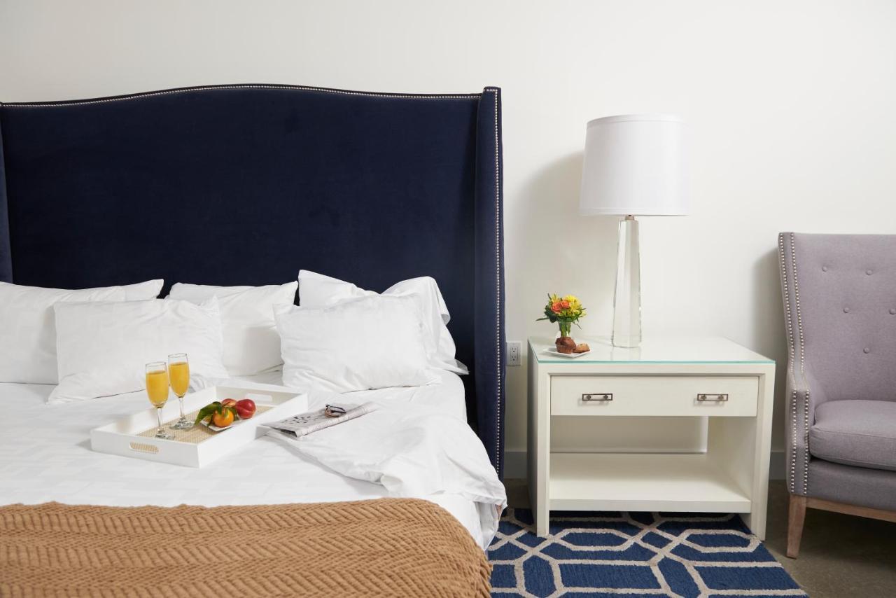 The Hampton Maid Hotel Hampton Bays Bagian luar foto